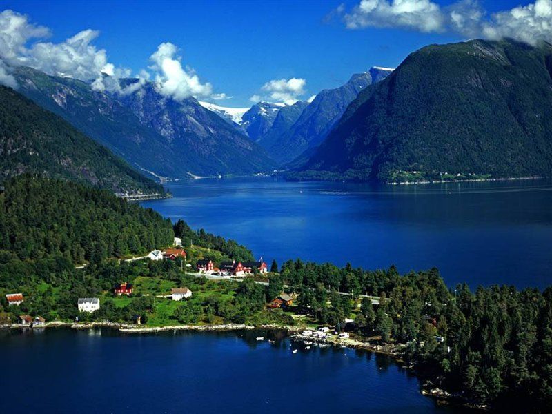 Dragsvik Fjordhotel (Adults Only) Балестранд Экстерьер фото