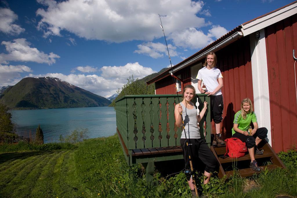Dragsvik Fjordhotel (Adults Only) Балестранд Экстерьер фото